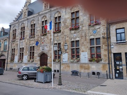 AUX EPERONS D OR, PMU à Hondschoote