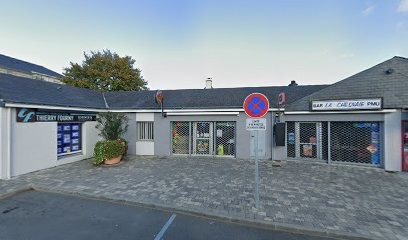 The Chesnaie (typical French country bar), PMU à Treillières